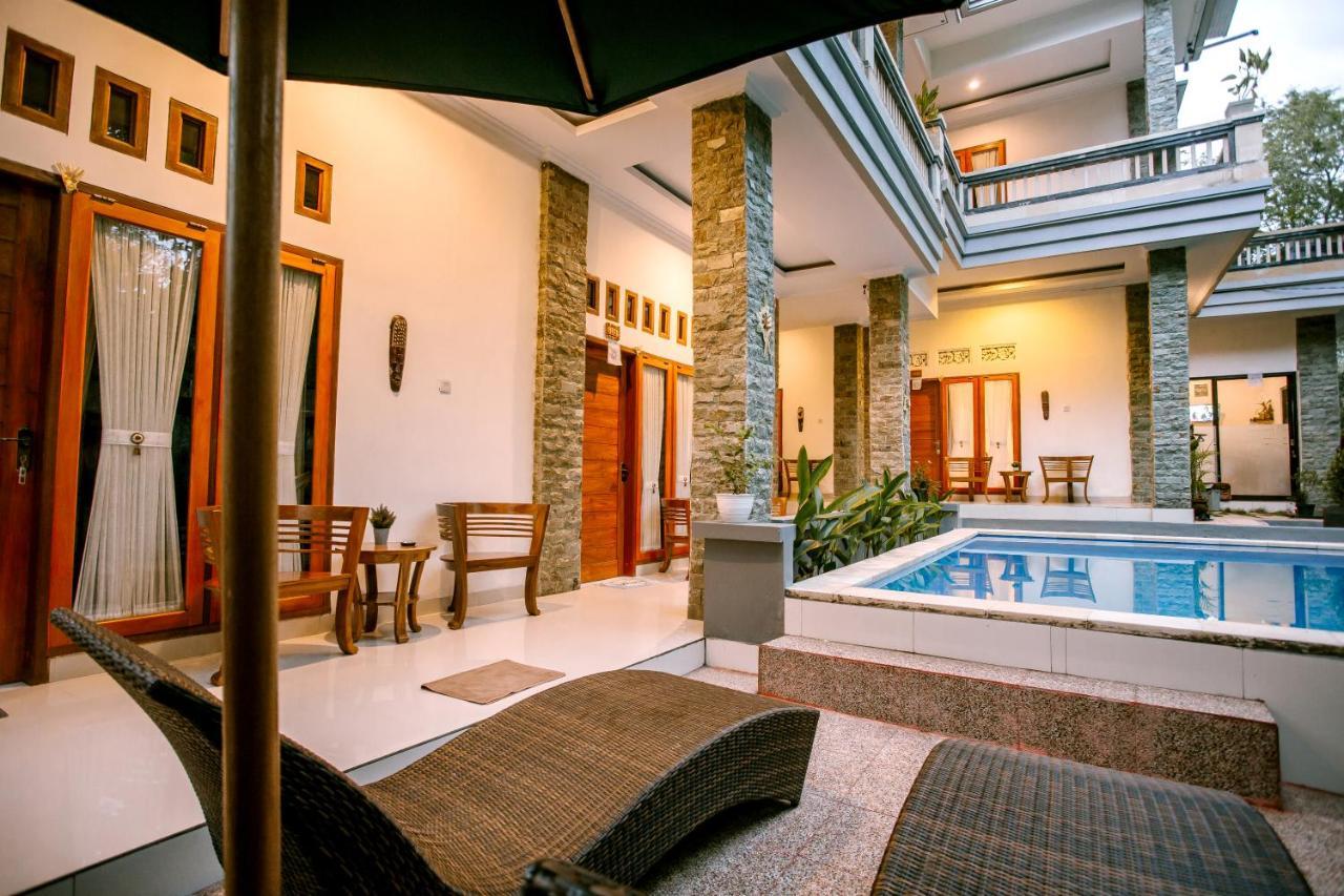 The Puncak Santhi Inn Batununggul Екстер'єр фото