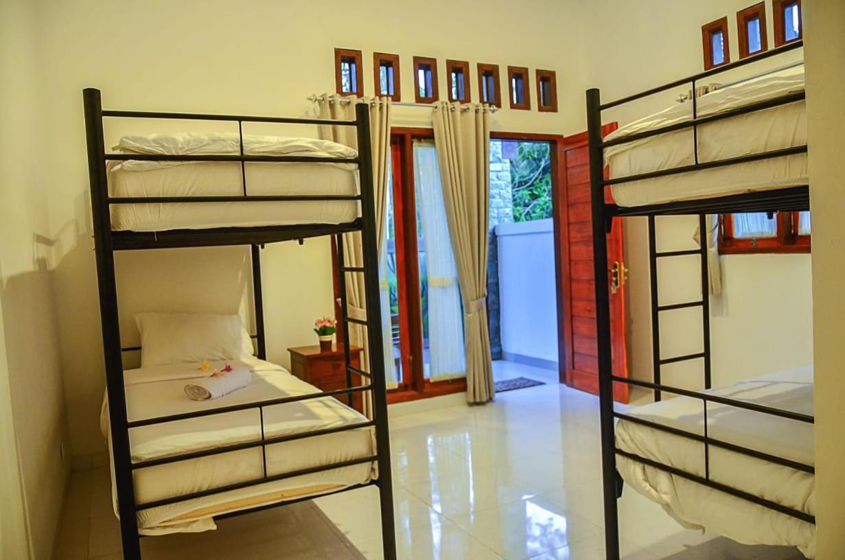 The Puncak Santhi Inn Batununggul Екстер'єр фото